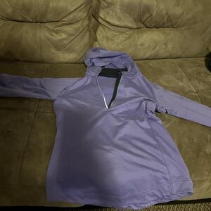 Very awesome hoodie for working out.